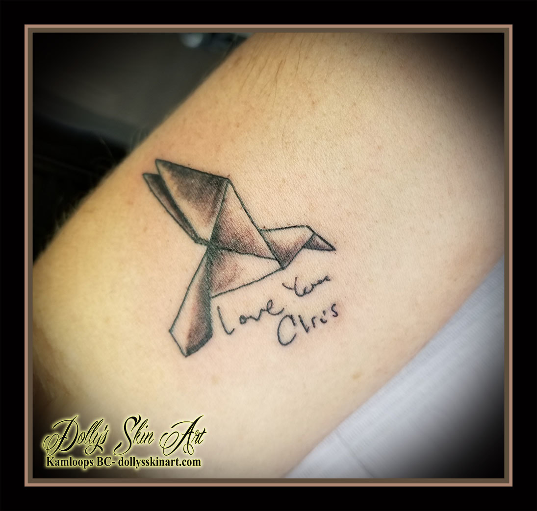 black and grey shading paper folding origami crane linework love you chris handwriting lettering font tattoo kamloops dolly's skin art