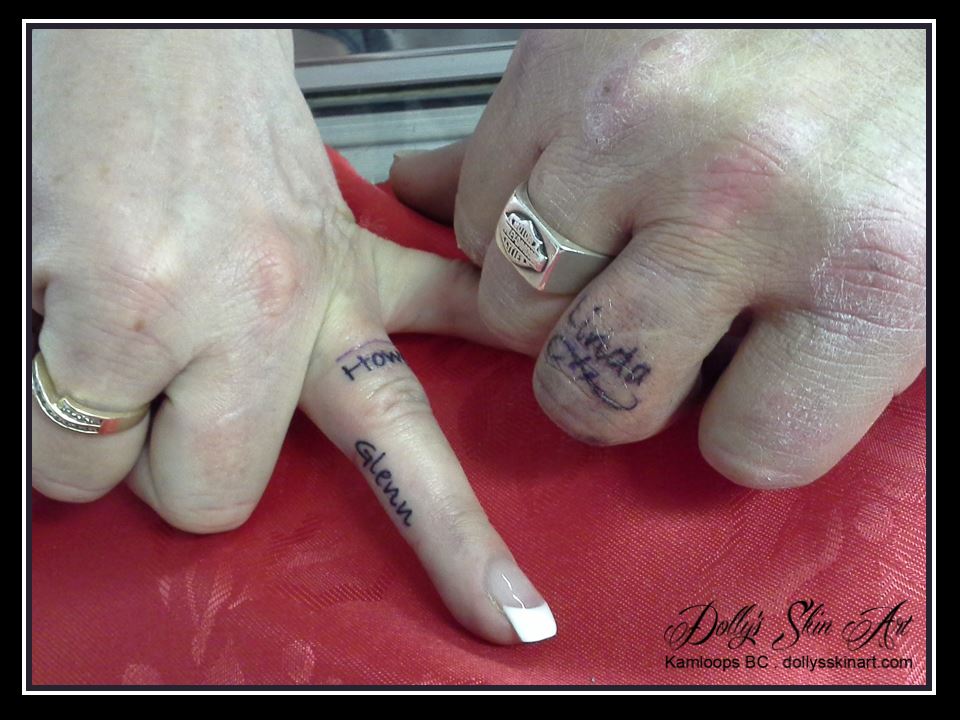 finger tattoo linda glenn