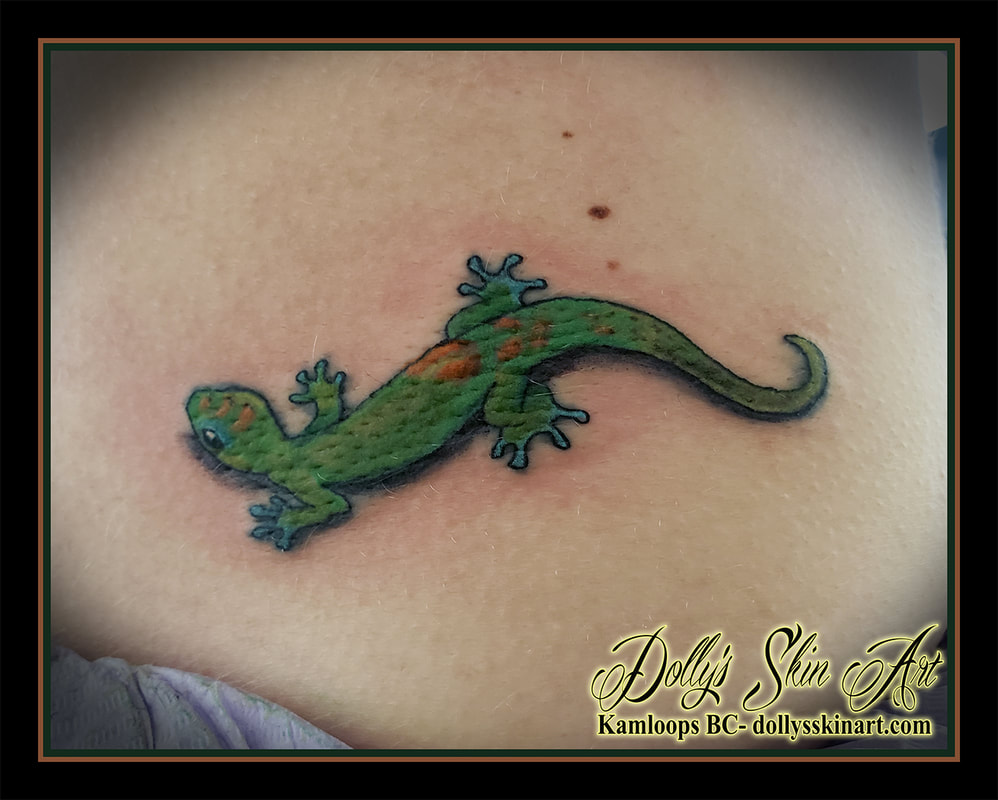 gecko tattoo small green orange black lizard colour tattoo dolly's skin art kamloops