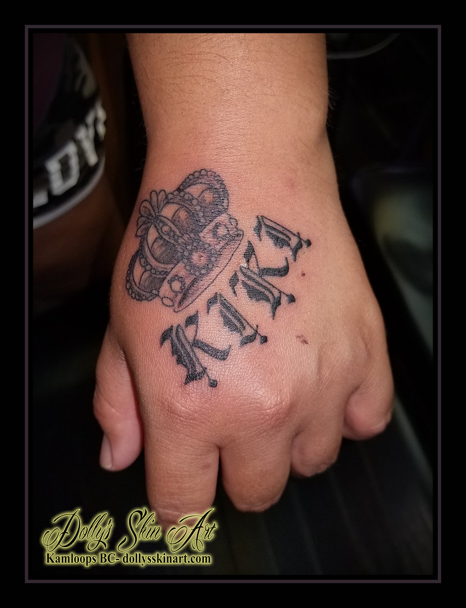 crown tattoo kiki black and grey shading lettering script font hand tattoo kamloops dolly's skin art