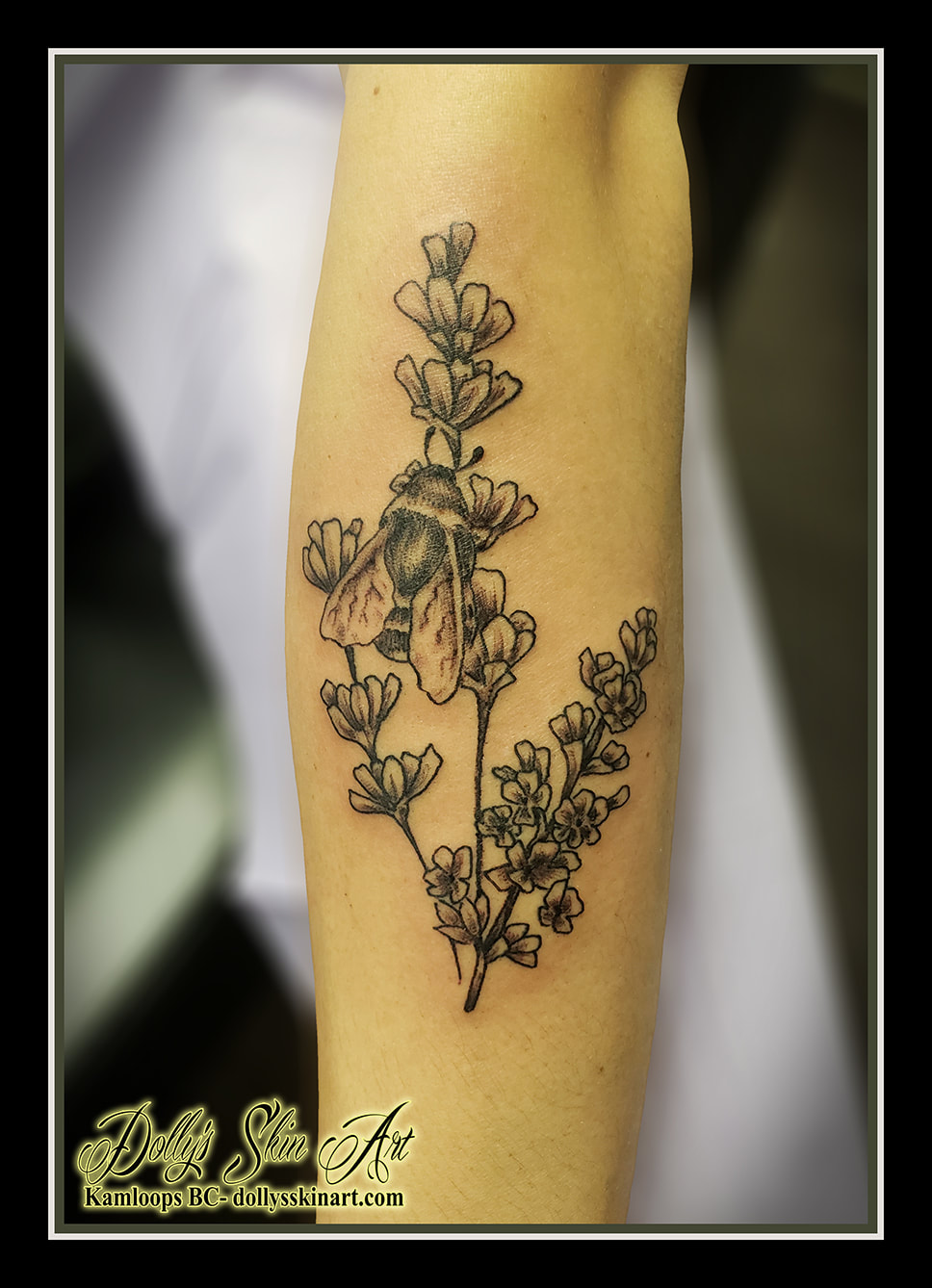 bee and lavender tattoo black and grey shading forearm flowers tattoo dolly's skin art kamloops