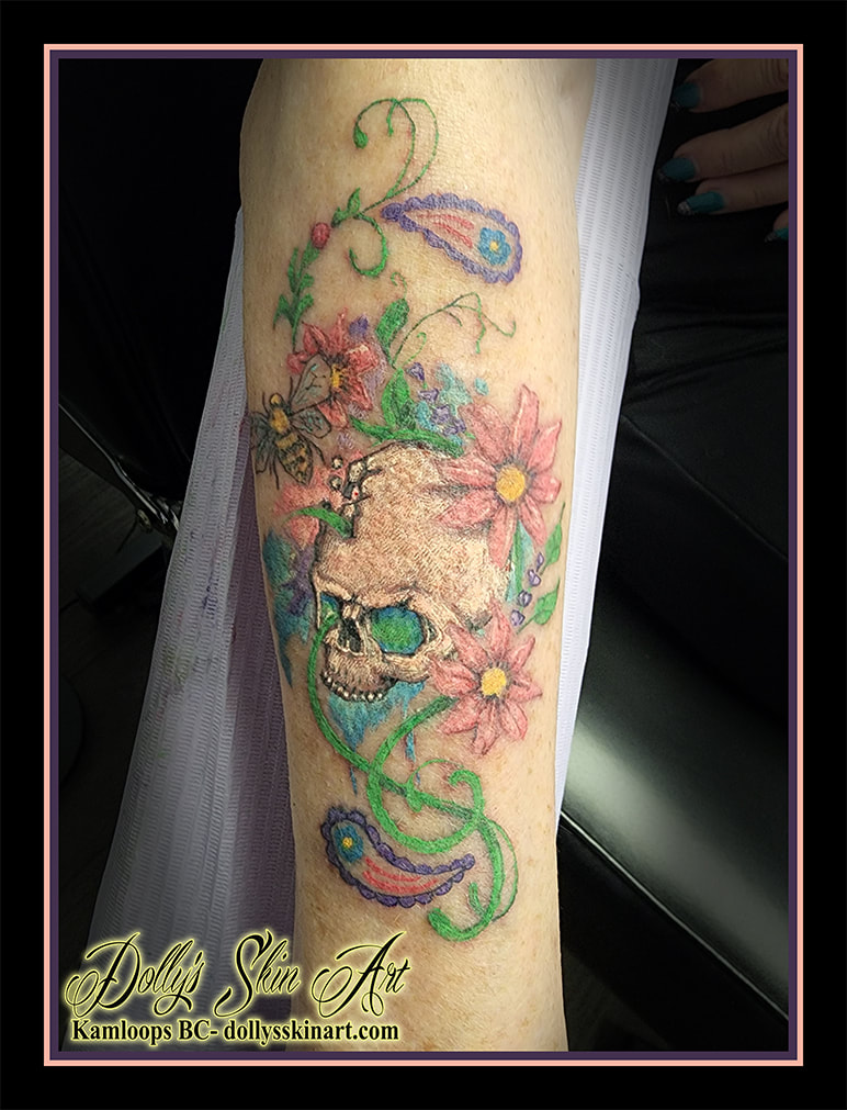 paisley skull tattoo flowers bee colour white green pink blue purple yellow tattoo dolly's skin art kamloops